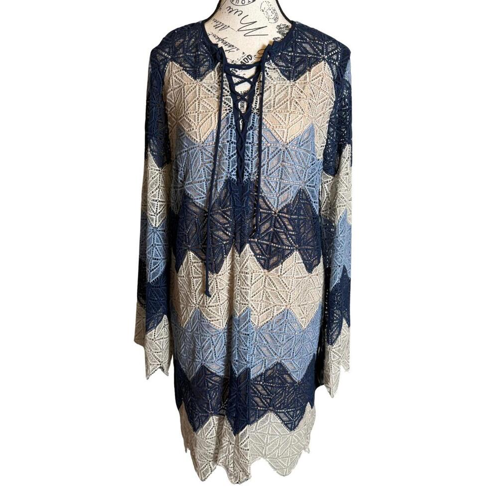 🔥🧨 NWT BCBG Maxazria Larissa Blue Crocheted Chevron Mini Dress